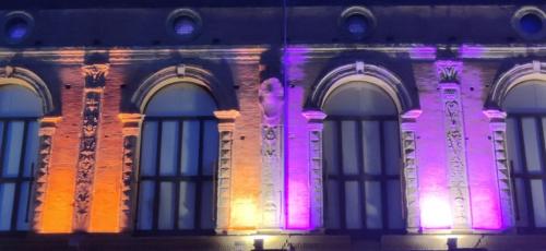 le luci colorate del palazzo del podestà