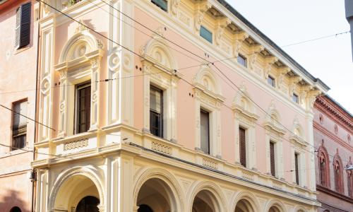 Vista della palazzina calzolari