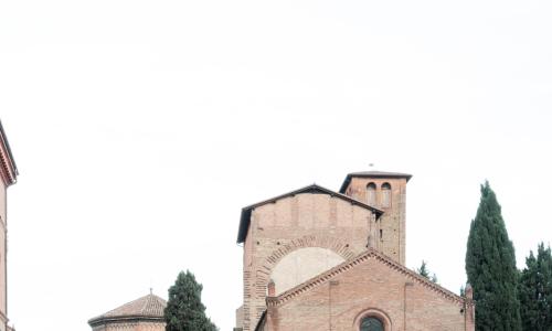 facciata della basilica di santo stefano